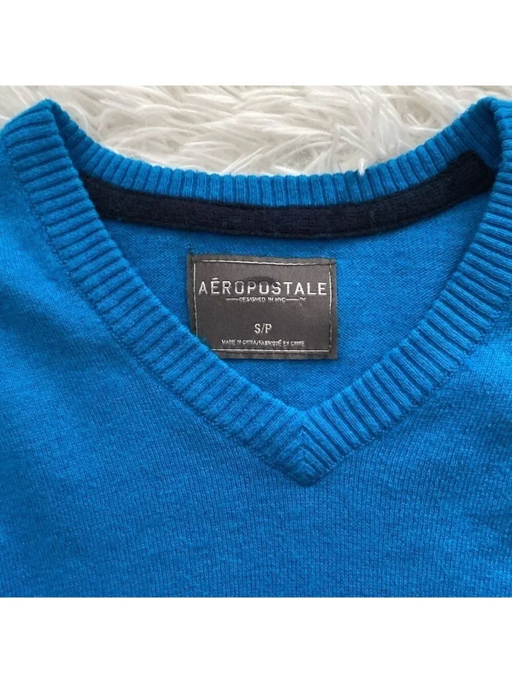Aeropostale turquoise vneck sweater